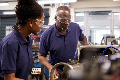 Sheet Metal Journeyperson Career: Teacher and Student Learning in Sheet Metal Shop
